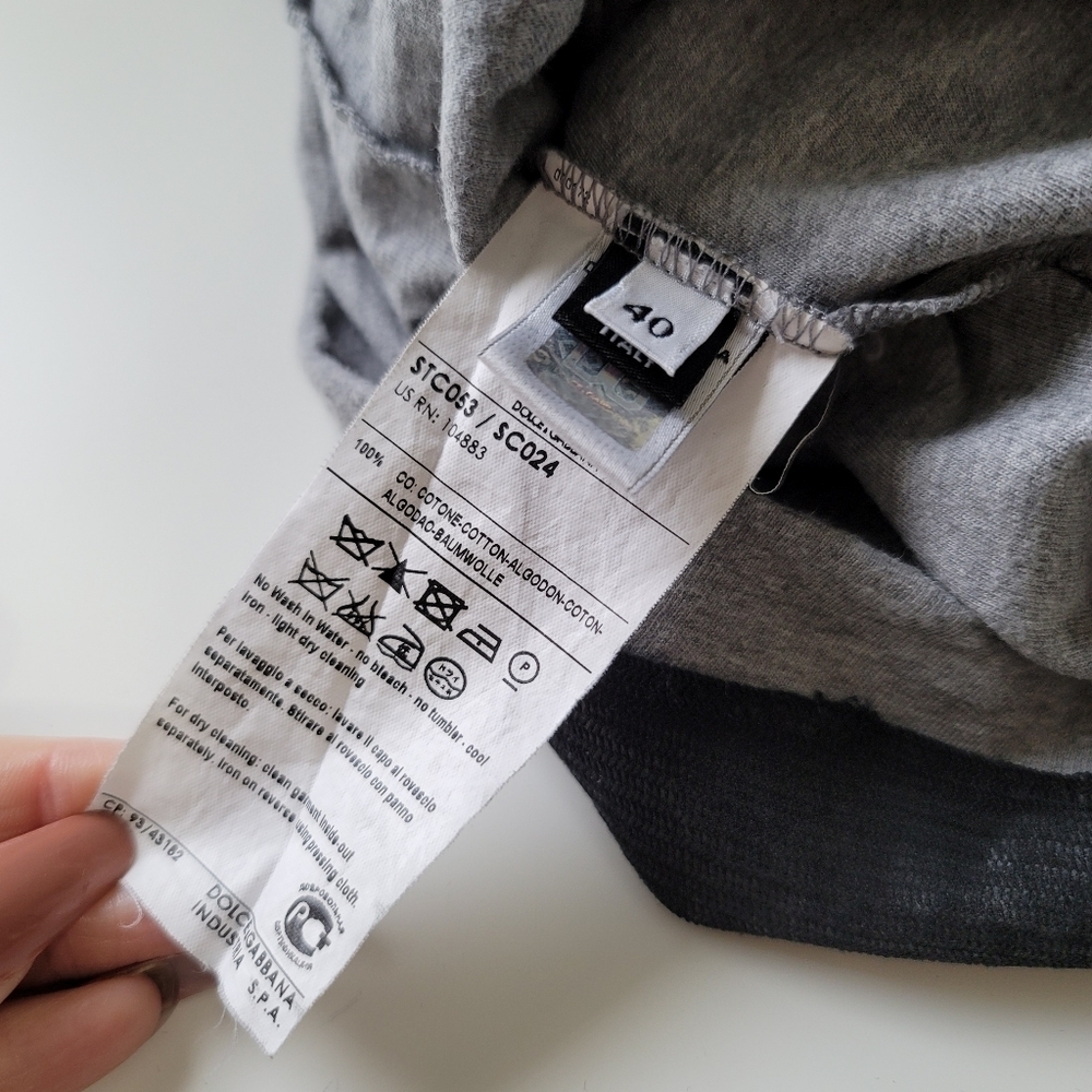 D&G Dolce And Gabbana Mesh Net Tee *Flaw* - image 7